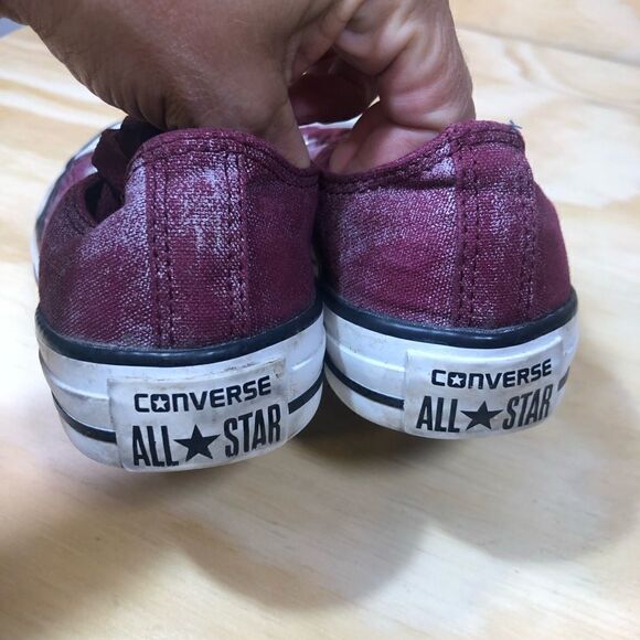 Converse Maroon Low Top Shoes Women’s Size 6 - Picture 6 of 9